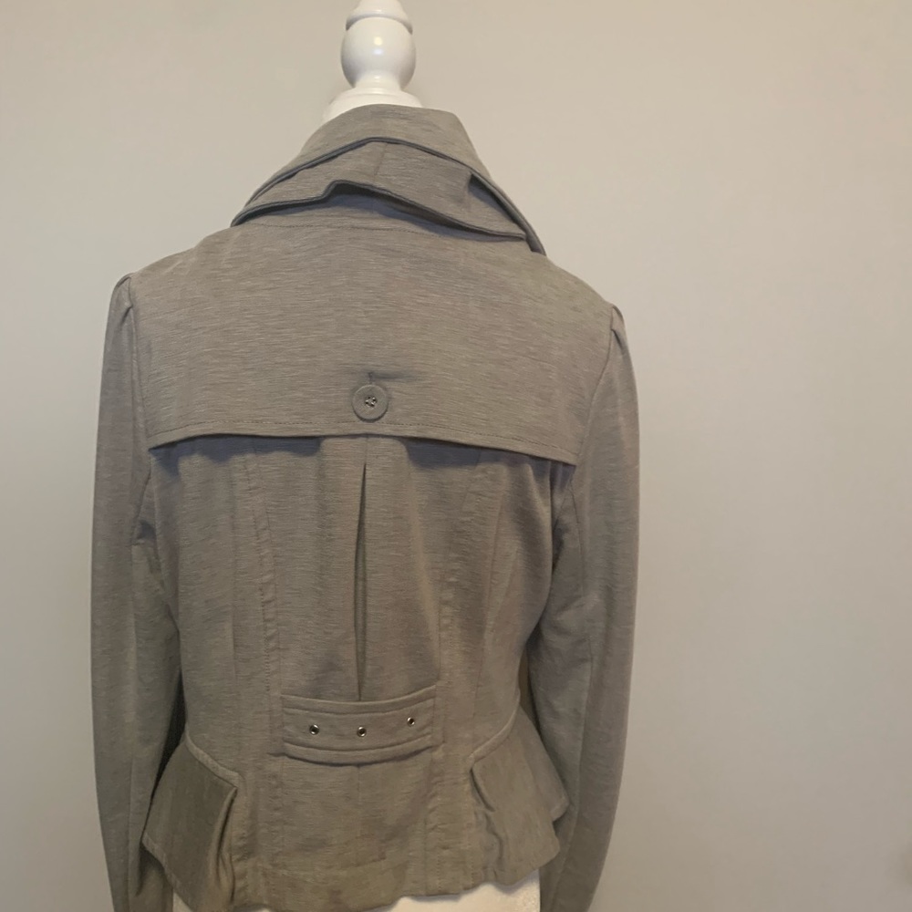 Jacket - Picture 3 of 5